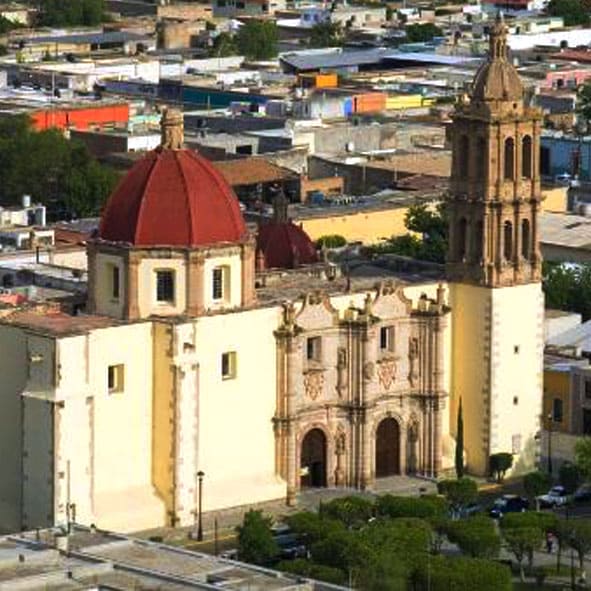 visitar la Parroquia de Santa Ana